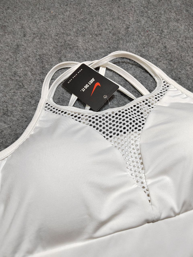 نیمتنه ورزشی