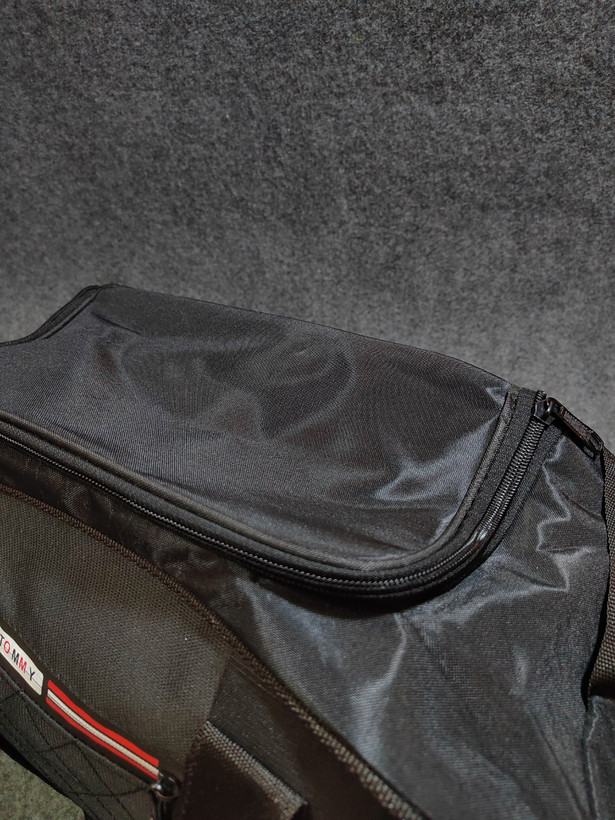 خرید ساک ورزشی مشکی با قیمت مناسب