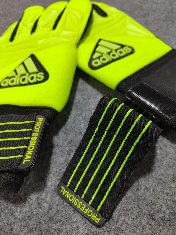 خرید دستکش گلری آدیداس با قیمت مناسب