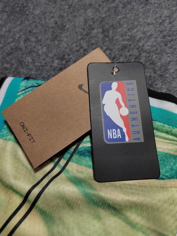 جرزی تایلندی لبرون جیمز