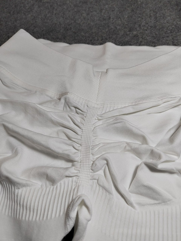 لگ ورزشی رنگی