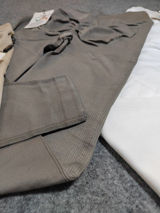 لگ ورزشی پشت چین دار کمر هفتی