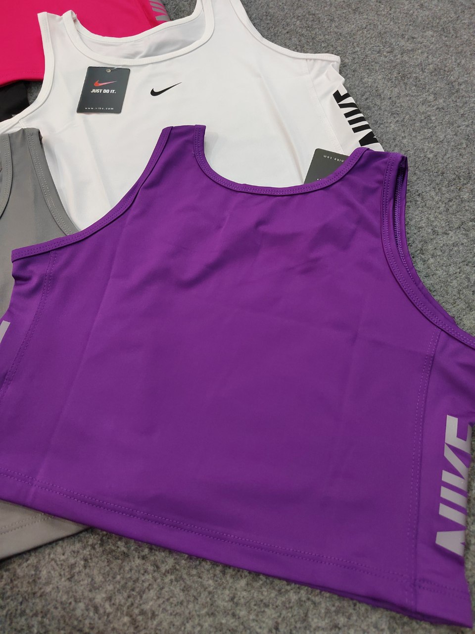 کراپ زنانه nike