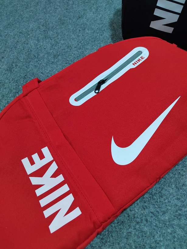 ساک ورزشی نایک