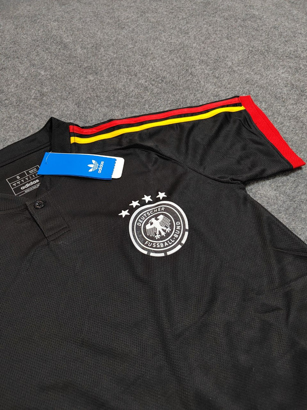 خرید لباس تیم های ملی