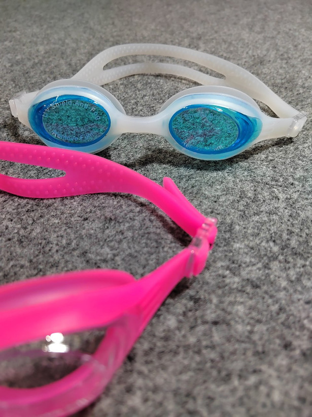 سفارش عینک شنا با ارسال رایگان