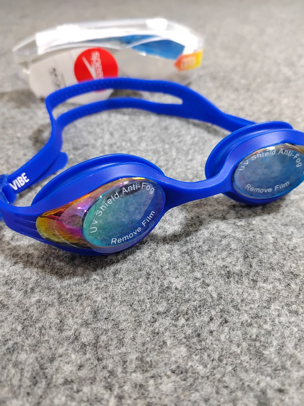 سفارش عینک شنا با ارسال رایگان