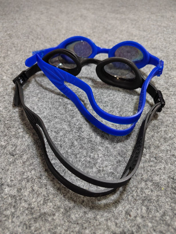 خرید عینک شنا اسپیدو مناسب بانوان