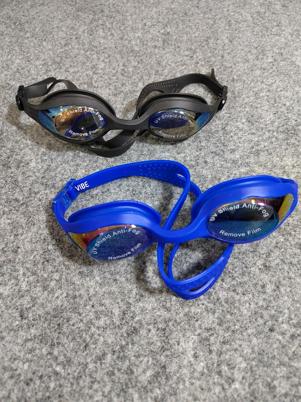 خرید انواع لوازم شنا