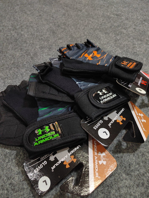 دستکش نیمه Under Armour
