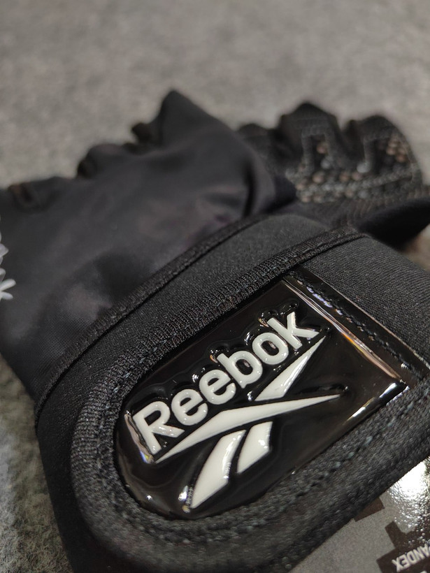 دستکش بدنسازی ریباک