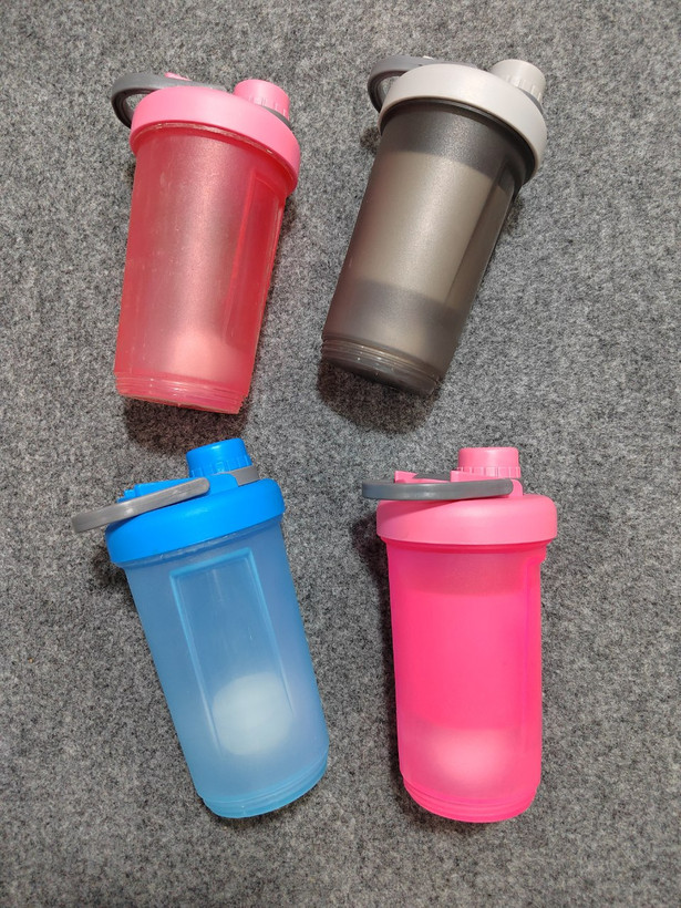 شیکر دوتکه شفاف