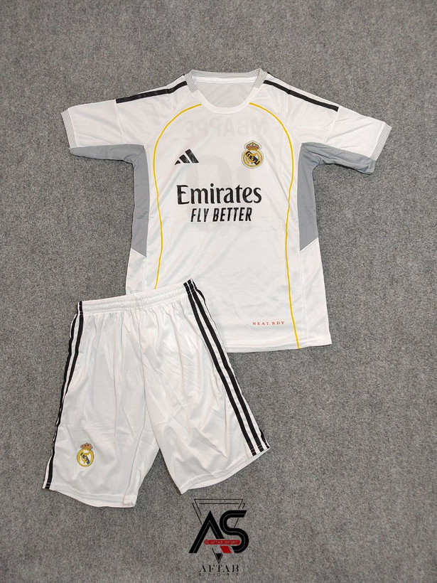 خرید کیت اول رئال مادرید