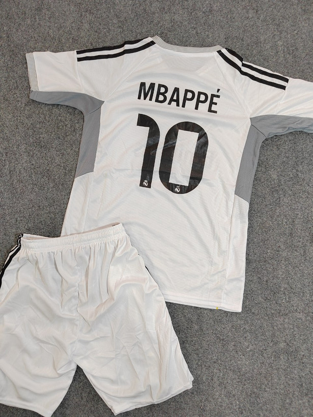 لباس فصل جدید رئال مادرید