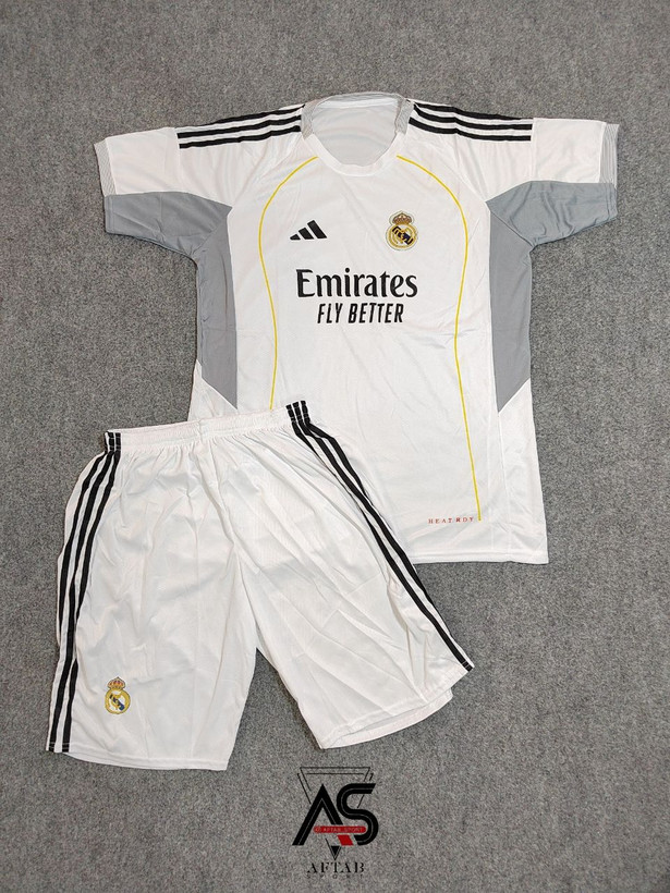 کیت اول رئال مادرید