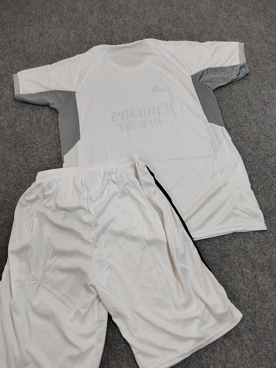 خرید لباس شورت رئال مادرید با ارسال رایگان