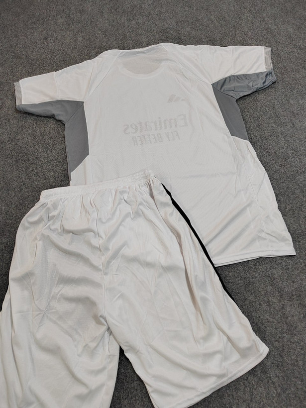 خرید لباس شورت رئال مادرید با ارسال رایگان