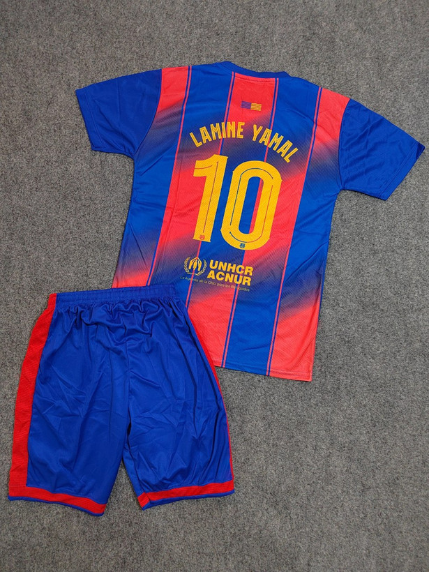 لباس و شورت فوتبالی بارسلونا پسرانه با شماره 10 یامال
