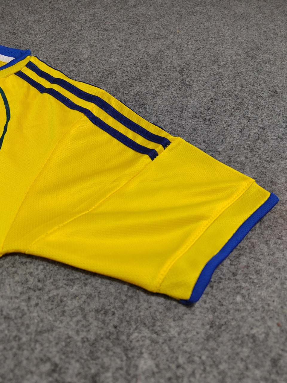 خرید کیت جدید کریس رونالدو