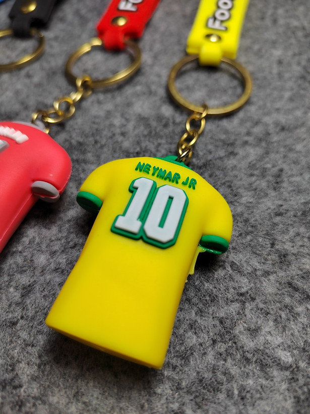 سفارش جاکلیدی فوتبالی با قیمت شگفت انگیز