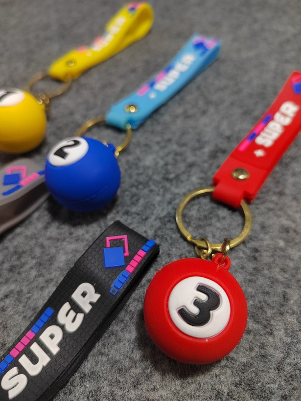 جاکلیدی ارزان طرح توپ بیلیارد