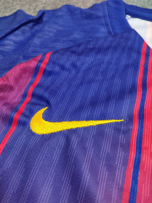 سفارش کیت بارسا با قیمت شگفت انگیز