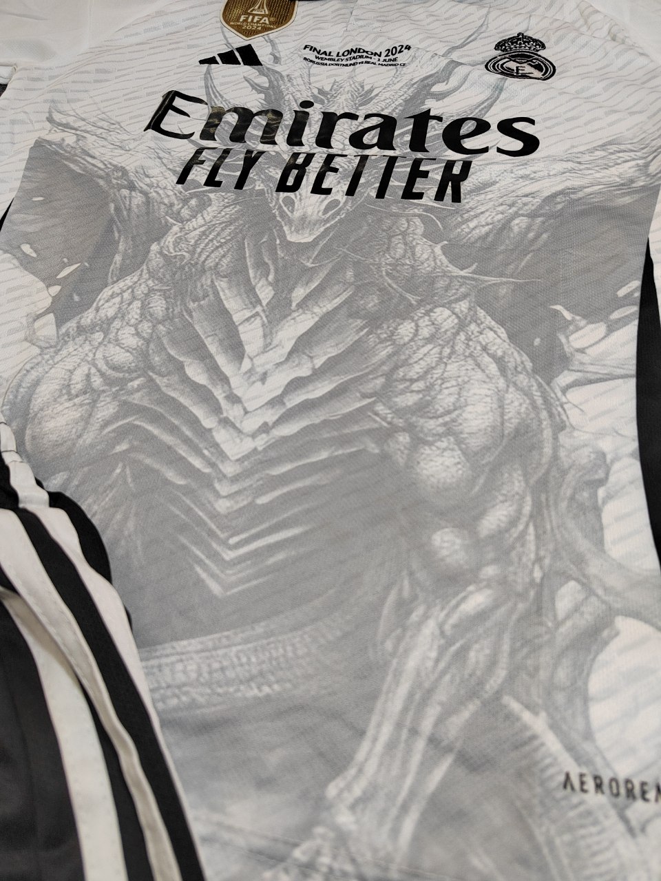 خرید کیت جدید رئال مادرید با قیمت شگفت انگیز