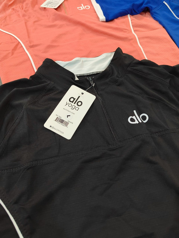 خرید کراپ نیم زیپ مناسب باشگاه