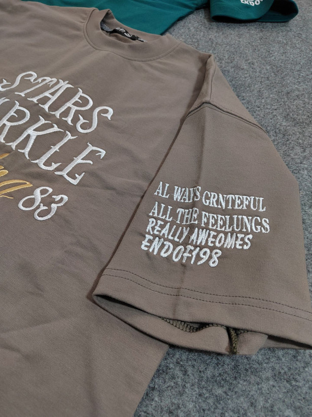 خرید تیشرت آزاد رنگ روشن